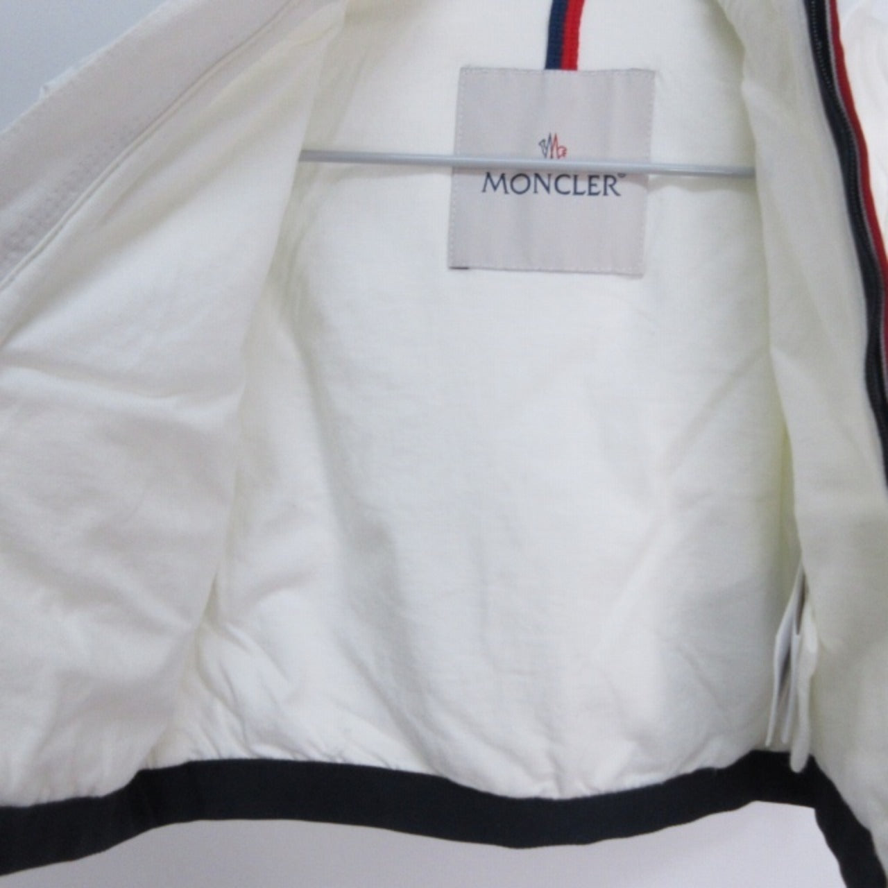 【USED】モンクレール MONCLER フーデットジャケット ブルゾン ホワイト ベビー 58cm