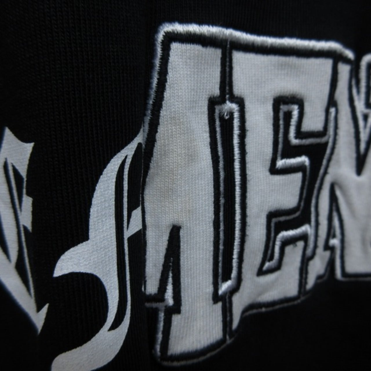 USED】ヴェトモン ベトモン VETEMENTS vertical cut-up LogoTee USED】ヴェトモン ベトモン VETEMENTS vertical cut-up LogoTee