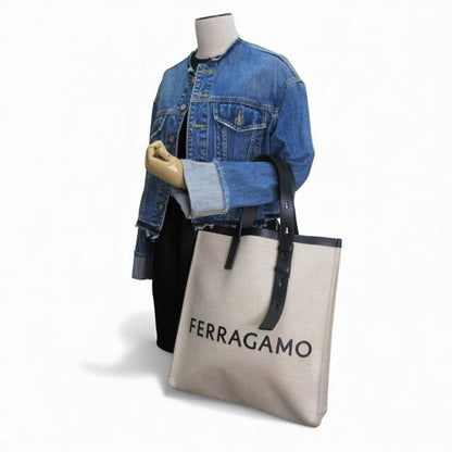 サルヴァトーレフェラガモ Salvatore Ferragamo トートバッグ キャンバス