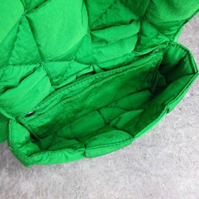 ボッテガヴェネタ BOTTEGA VENETA パデッドテックカセット ショルダーバッグ クロスボディバッグ パラキート