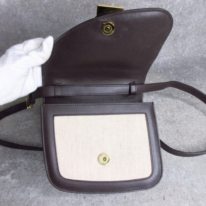 サルヴァトーレフェラガモ Salvatore Ferragamo 美品 Fiamma フィアンマ ショルダーバッグ