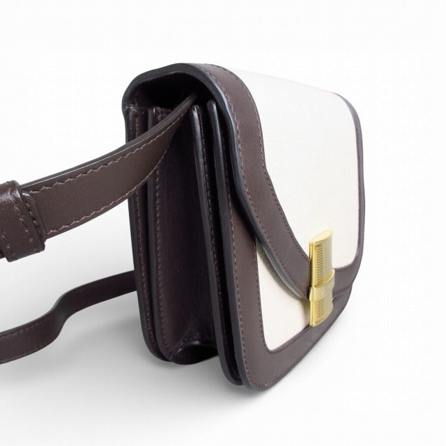 サルヴァトーレフェラガモ Salvatore Ferragamo 美品 Fiamma フィアンマ ショルダーバッグ