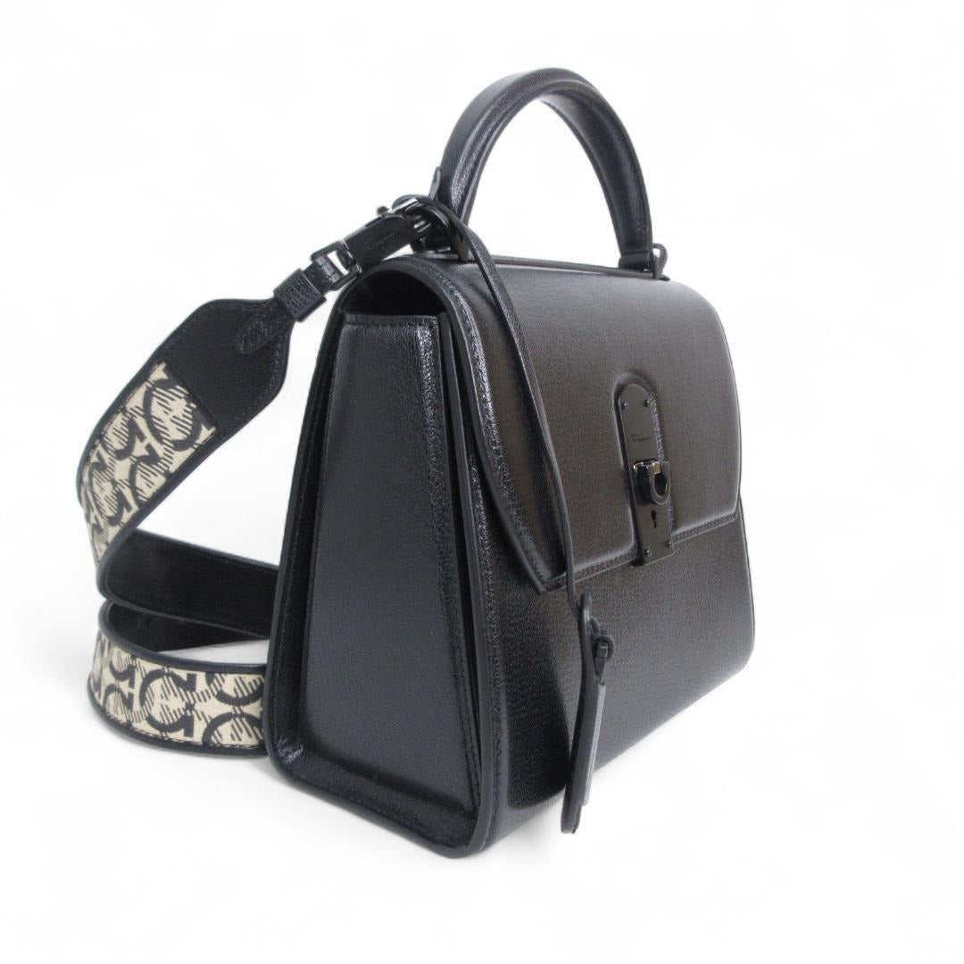 サルバトーレフェラガモ Salvatore Ferragamo BOXYZ 極美品