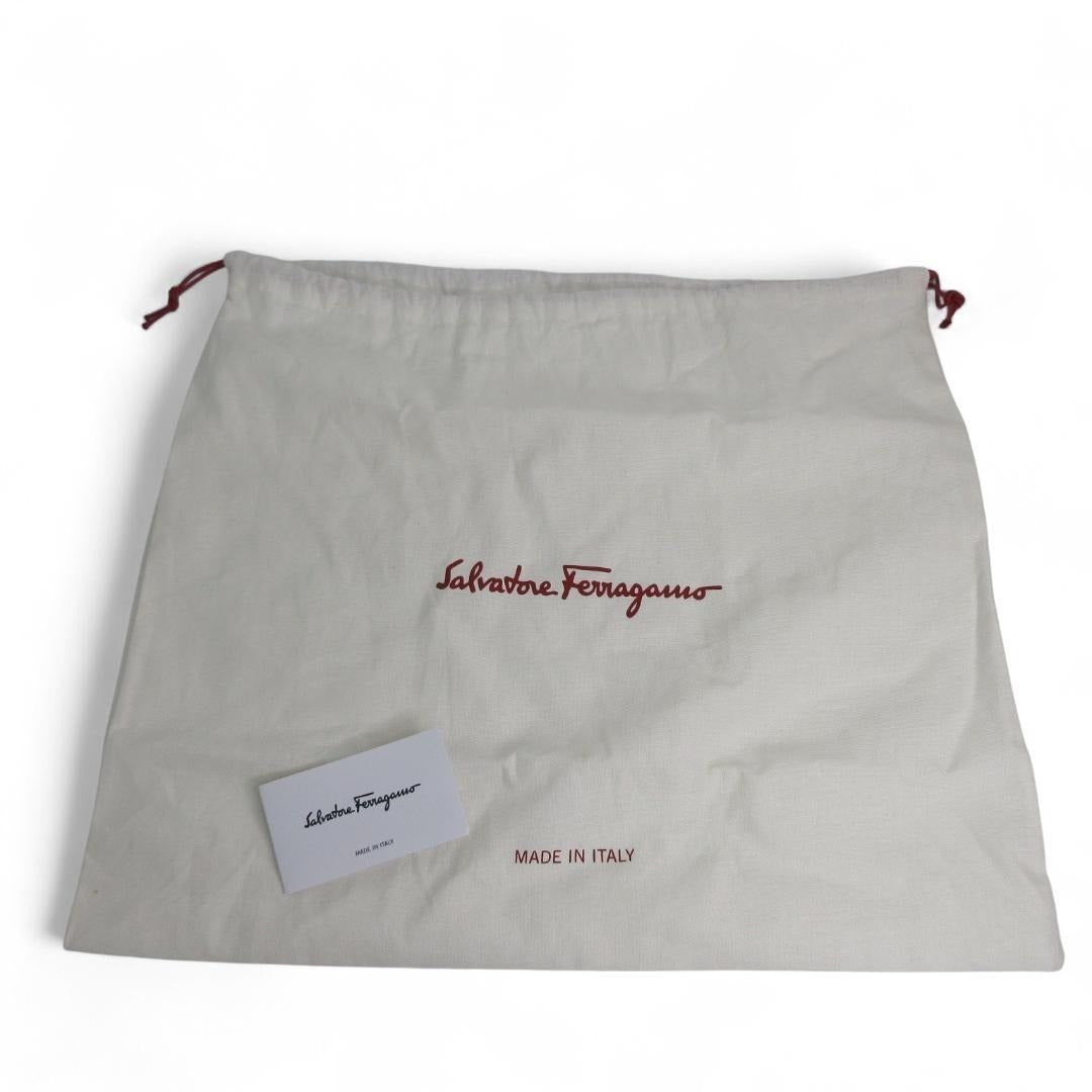 サルバトーレフェラガモ Salvatore Ferragamo BOXYZ 極美品
