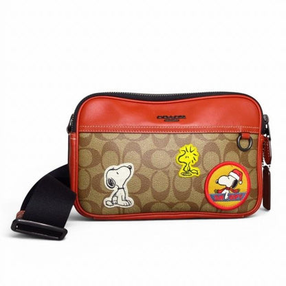 コーチ COACH × PEANUTS ピーナッツ グラハム クロスボディ ショルダーバッグ