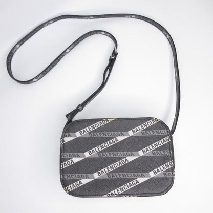 バレンシアガ BALENCIAGA エブリデイ カメラバッグ ショルダーバッグ
