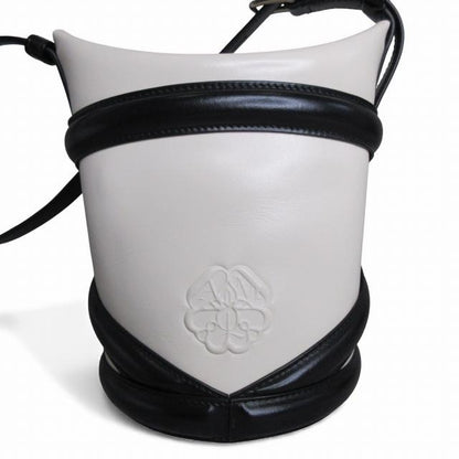 アレキサンダーマックイーン ALEXANDER MCQUEEN ザ カーブ スモール バケット