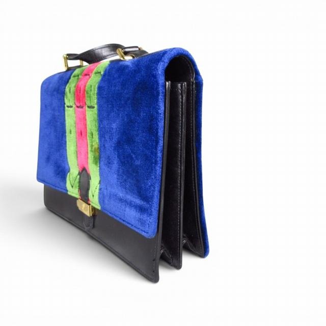 ロベルタディカメリーノ Roberta di Camerino ヴィンテージ ショルダーバッグ ベロア